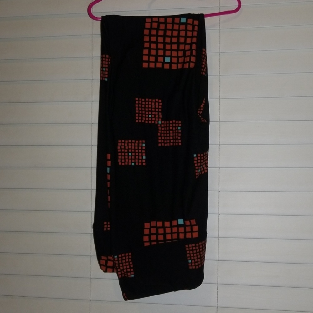 New without tags LuLaRoe TC leggings